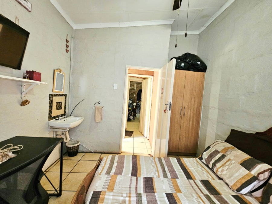 To Let 2 Bedroom Property for Rent in Kathu Northern Cape